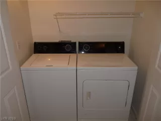 Photo #6: 2476525 Listing 