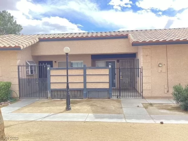 MLS: 2476526 Condo For Sale