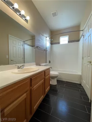 Photo #4: 2476550 Listing 