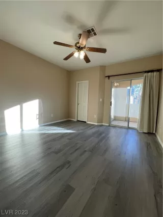 Photo #5: 2476550 Listing 