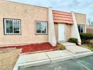 Photo #1: 2476579 Listing