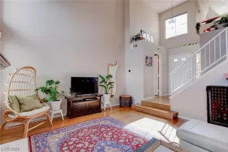 Photo #4: 2476597 Listing 