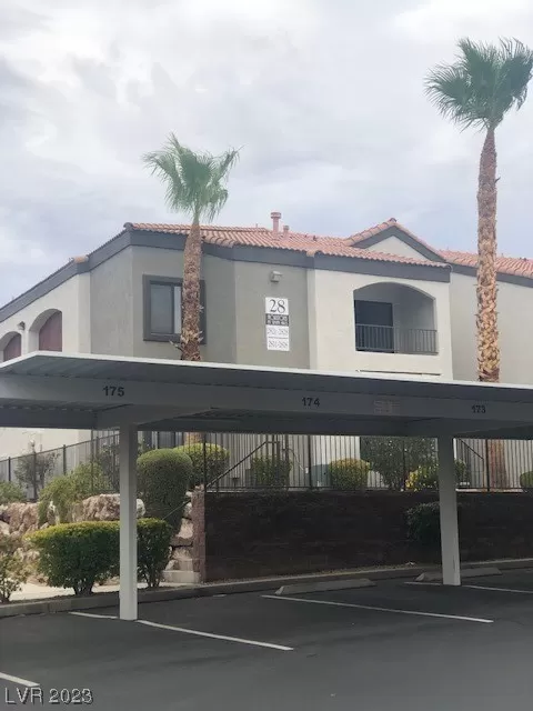 MLS: 2476640 Condo For Sale