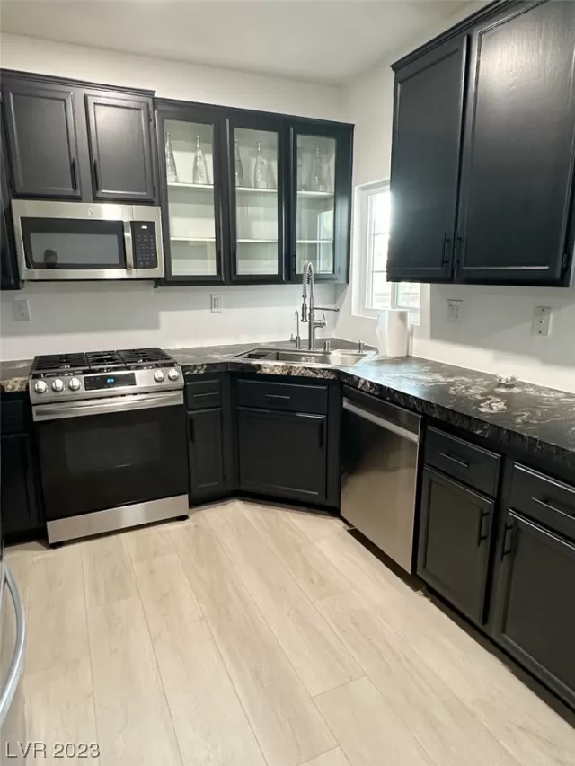 MLS: 2476663 Condo For Sale