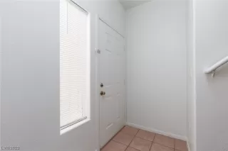 Photo #4: 2476684 Listing 