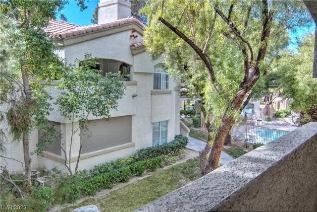 MLS: 2476715 Condo For Sale