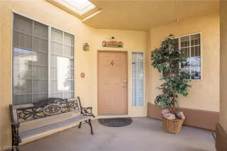 Photo #2: 2476737 Listing