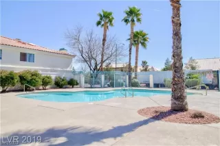 Photo #1: 2476743 Listing 