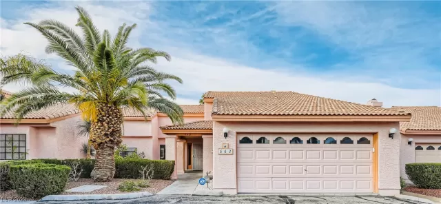 MLS: 2476776 Condo For Sale