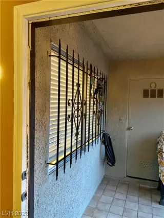 Photo #2: 2476780 Listing 