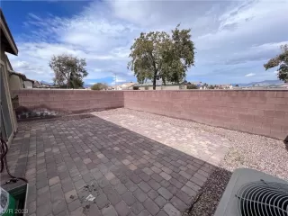 Photo #3: 2476816 Listing 