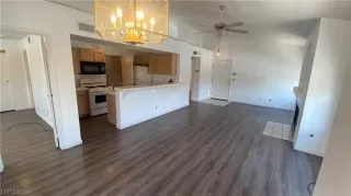 Photo #6: 2476822 Listing 