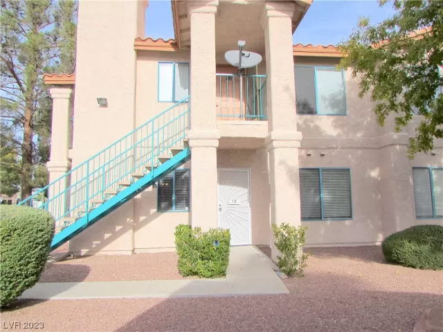 MLS: 2476868 Condo For Sale