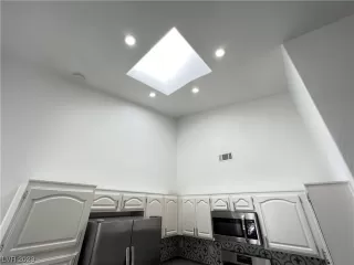 Photo #4: 2476882 Listing 