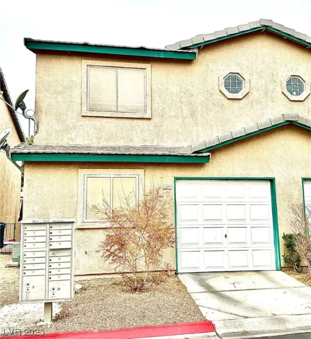 MLS: 2476929 Condo For Sale