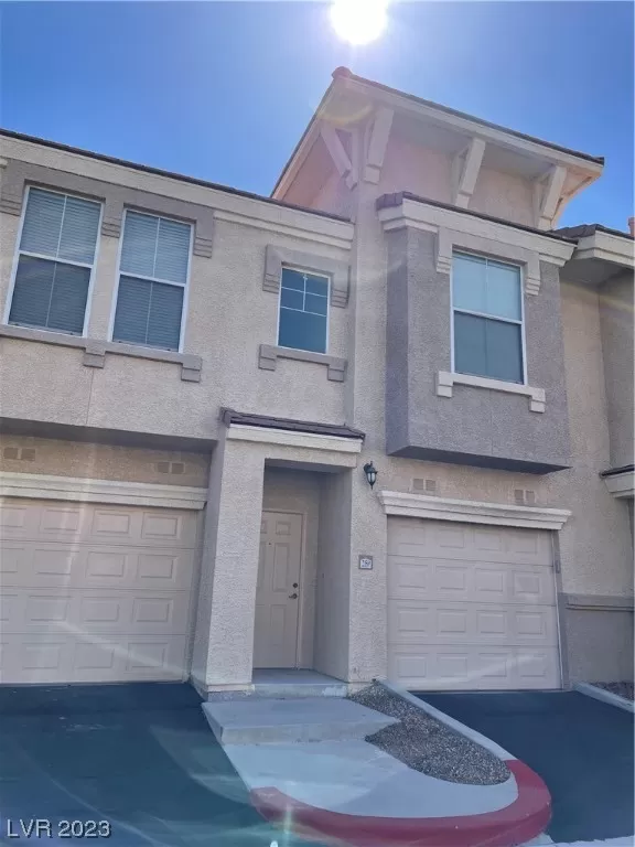 MLS: 2476946 Condo For Sale