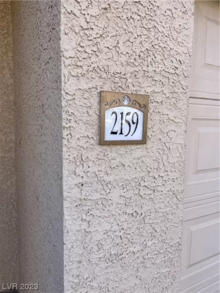 Photo #1: 2476946 Listing