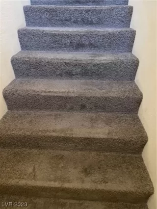 Photo #2: 2476946 Listing