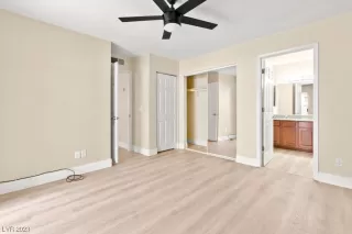 Photo #5: 2476958 Listing