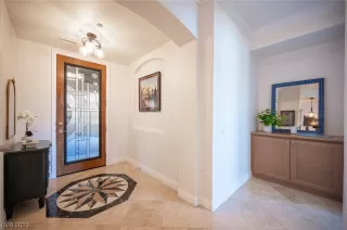 Photo #5: 2476964 Listing 