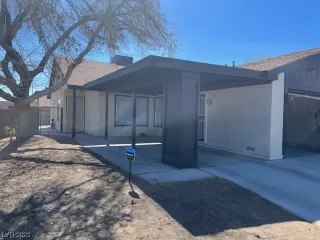 Photo #1: 2476986 Listing 