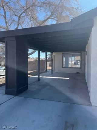 Photo #5: 2476986 Listing 