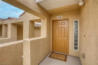 Photo #1: 2476995 Listing 