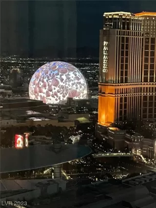 Photo #2: 2477050 Listing