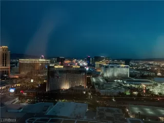 Photo #6: 2477050 Listing