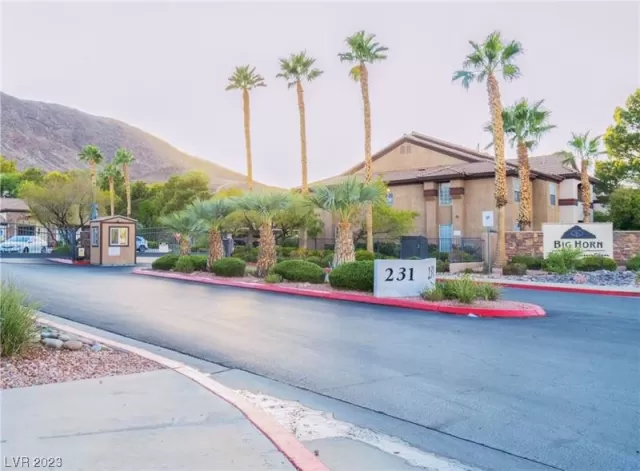 MLS: 2477064 Condo For Sale