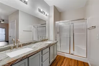 Photo #2: 2477125 Listing