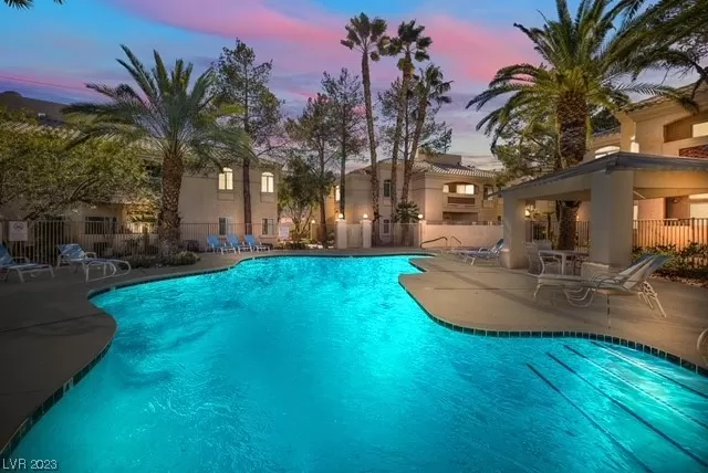 MLS: 2477182 Condo For Sale