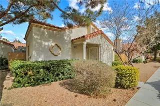 Photo #2: 2477214 Listing