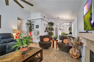 Photo #6: 2477214 Listing