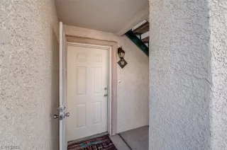 Photo #1: 2477224 Listing 