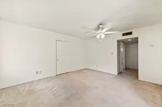 Photo #2: 2477276 Listing 