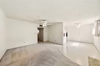 Photo #3: 2477276 Listing 