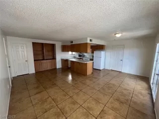 Photo #1: 2477277 Listing