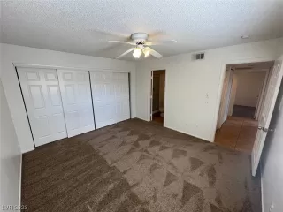 Photo #5: 2477277 Listing