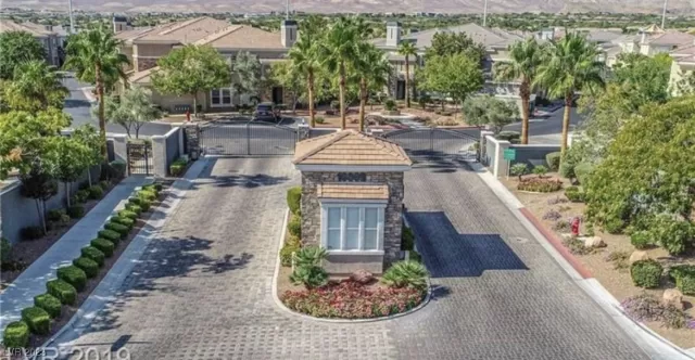 MLS: 2477396 Condo For Sale