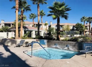 Photo #1: 2477396 Listing 