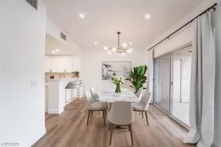 Photo #4: 2477396 Listing 