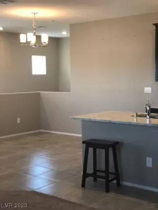 Photo #3: 2477458 Listing 