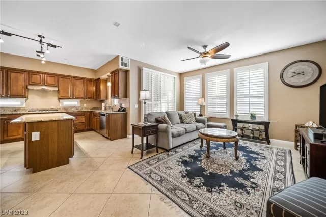 MLS: 2477469 Condo For Sale