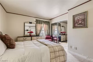 Photo #6: 2477521 Listing 