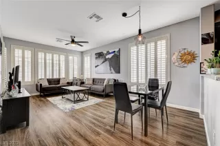 Photo #1: 2477527 Listing 