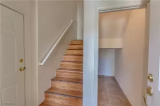 Photo #1: 2477540 Listing 