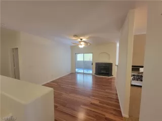 Photo #6: 2477551 Listing 