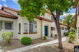 Photo #2: 2477555 Listing