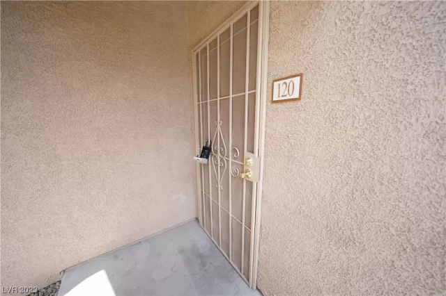 MLS: 2477567 Condo For Sale